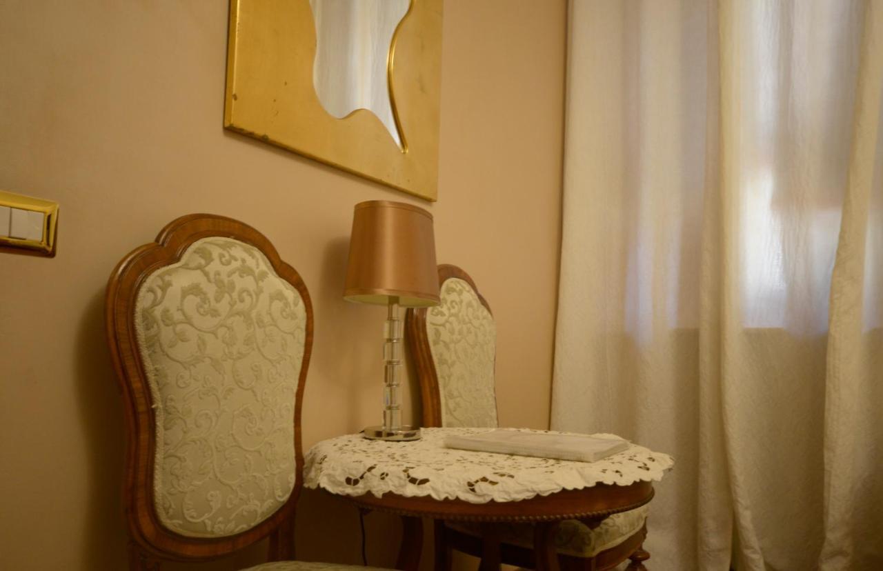 Villa Marisa Pavia Ngoại thất bức ảnh